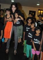 Tulip joshi meets and greets the Special girl children at Arts in motion_s Dance with joy on 20th July 2012 (8).JPG